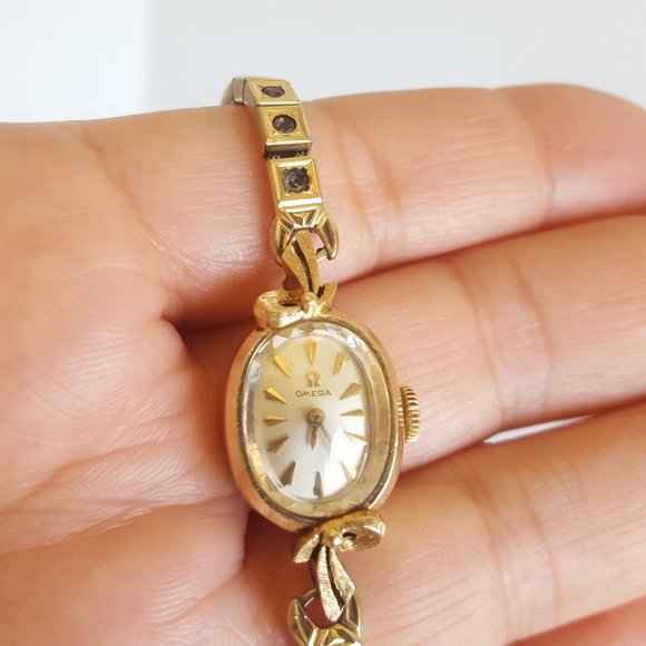 OMEGA SOLID Gold 14k Watch - Picture 13 of 13